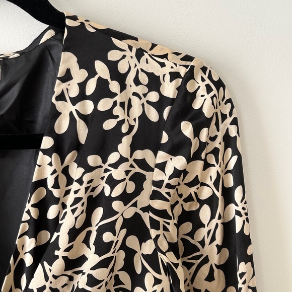 Harold's 100% Silk Floral Wrap Dress - Picture 6 of 16